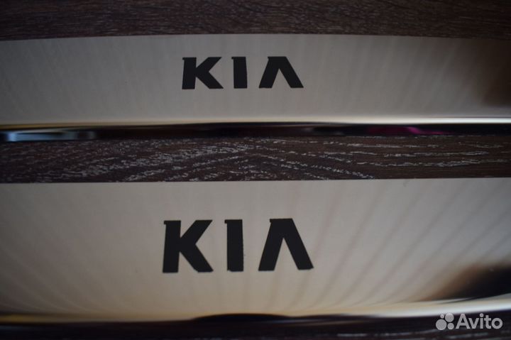 Накладки на пороги Kia Rio 3 Киа Рио 3