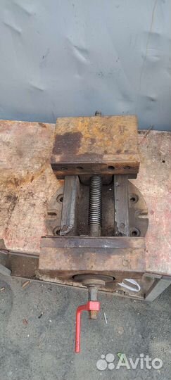 Тиски станочные 250 мм