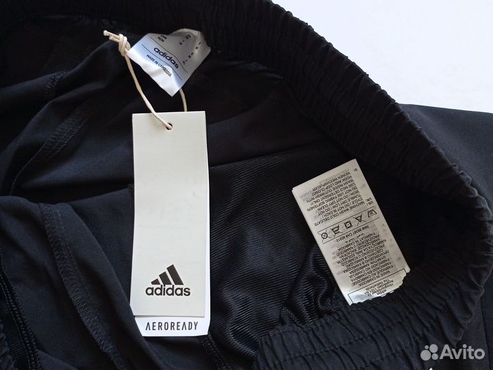 Adidas новые шорты, оригинал