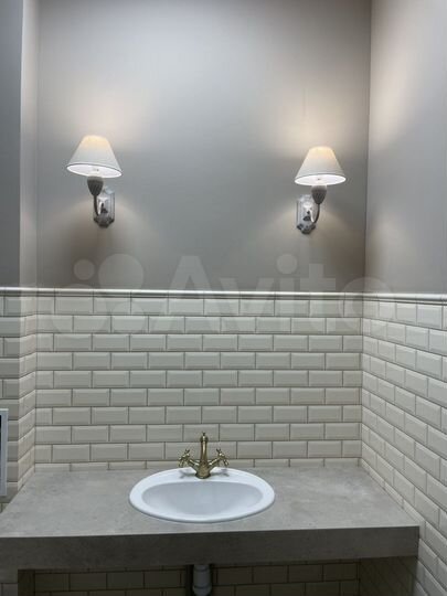 Торговая площадь, 80 м²