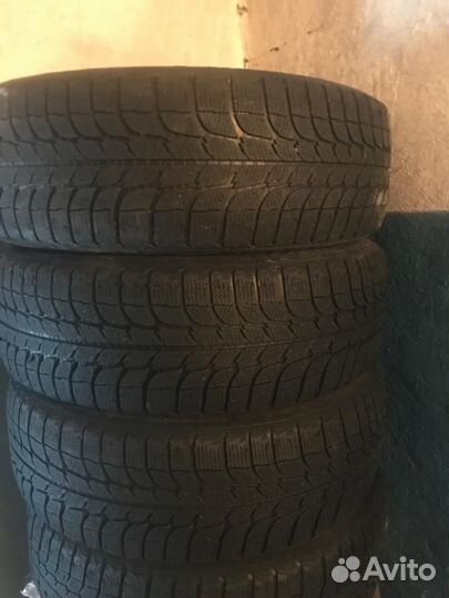 Michelin X-Ice 215/60 R17 96