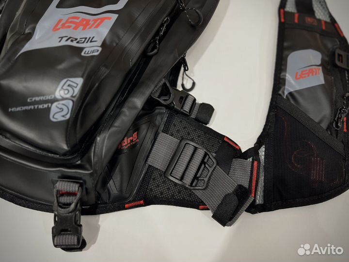 Рюкзак-гидропак Leatt Moto HydraDri WP 2.0 Titaniu