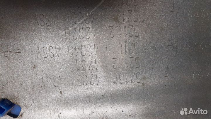 Клык бампера Toyota RAV 4, 2004