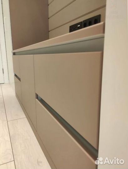 Встроенный шкаф купе на заказ