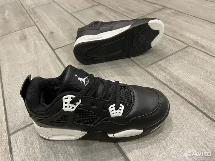 Nike jordan зимние кроссовки