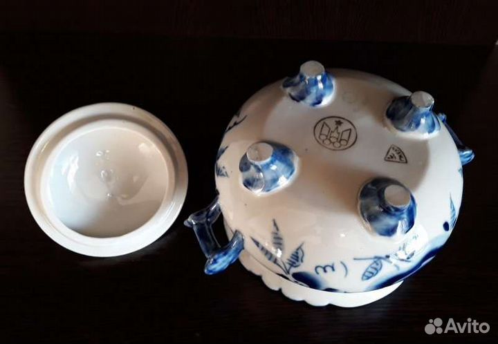 Посуда Гжель