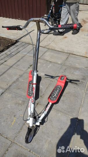 Инерционный самокат для взрослых Actico