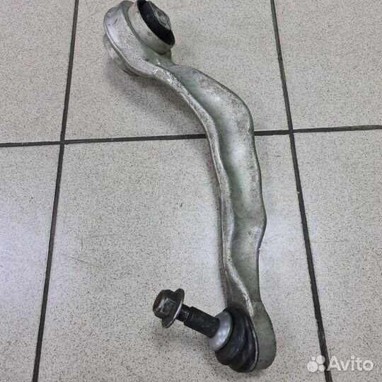 Тяга с резинометаллическим шарниром передняя