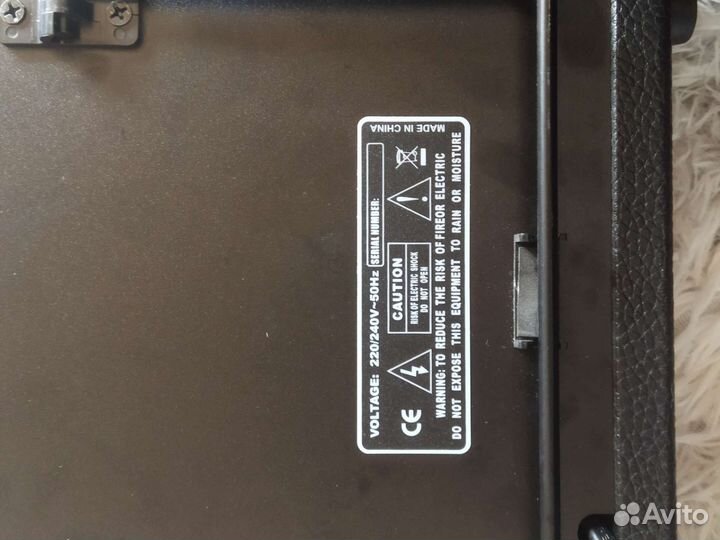 Гитарный комбоусилитель 10Ватт