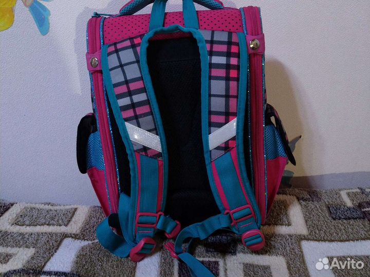Рюкзак школьный для девочки