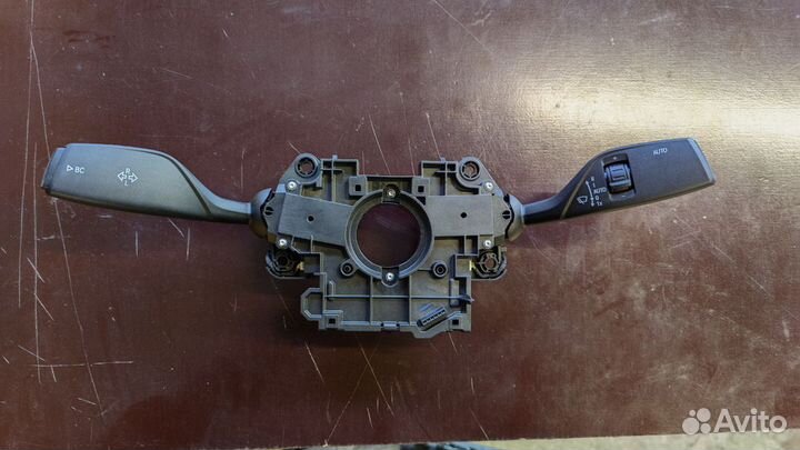 Подрулевой переключатель Bmw 5-Series G30