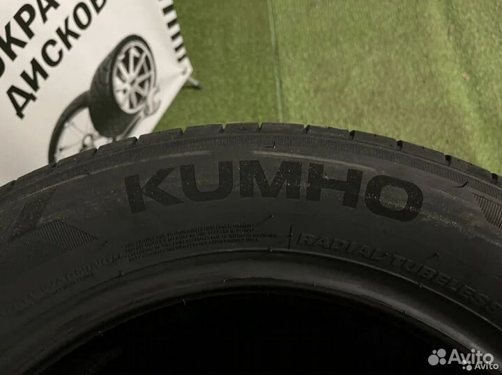 Kumho Ecsta HS52 215/55 R16 97W