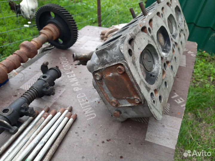 Головка блока цилиндров газ 24 в сборе