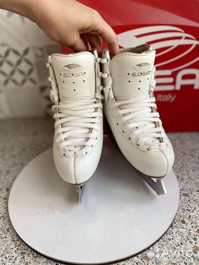 Фигурные коньки edea Overture 200