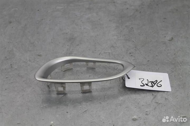 Накладка ручки внутренней Nissan Sentra B17