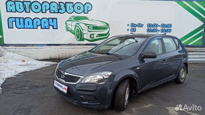 Крышка термостата Kia Ceed 25631-2B001