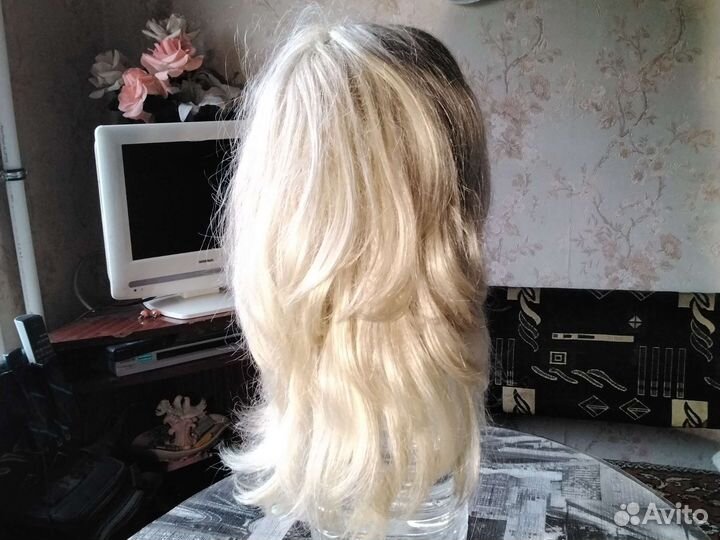 Парик белый