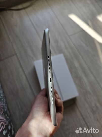 Планшет apple iPad 10.2 2020 32 гб