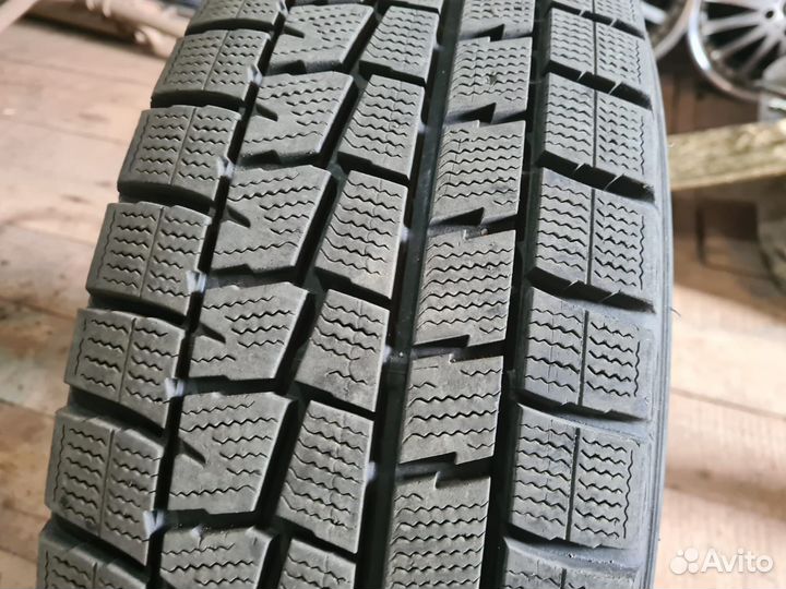Dunlop Winter Maxx 215/65 R16