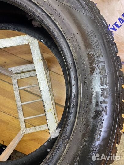 Nokian Tyres Hakkapeliitta R2 225/55 R17