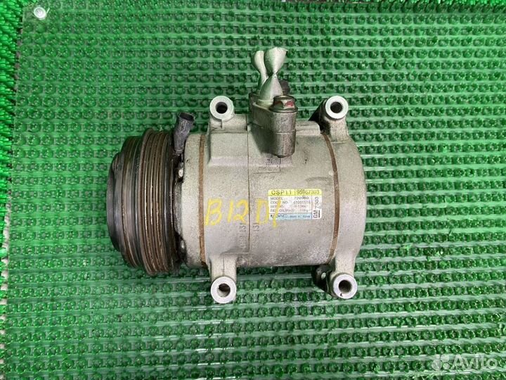 Компрессор кондиционера 95967303 Chevrolet Spark