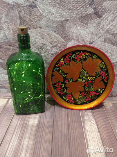 Настенная тарелка. Панно Хохлома