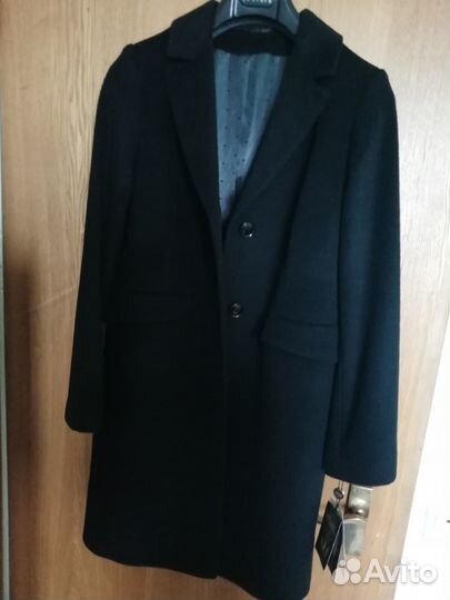 Пальто женское чёрное шерстяное