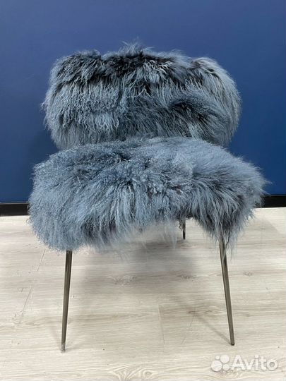 Дизайнерское кресло