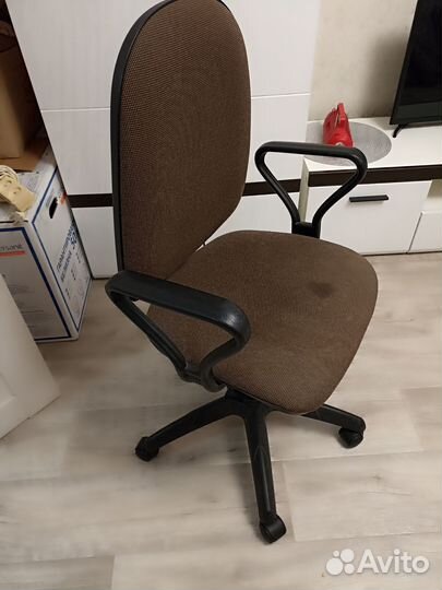 Компьютерное кресло