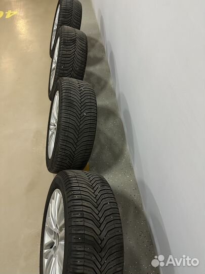 Michelin CrossClimate+ 215/55 R17 98W