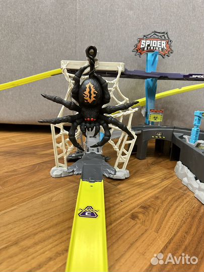 Трек парковка spider strike