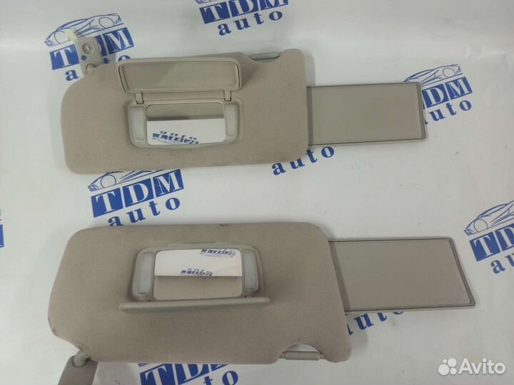 Солнцезащитный козырек Nissan Altima L32