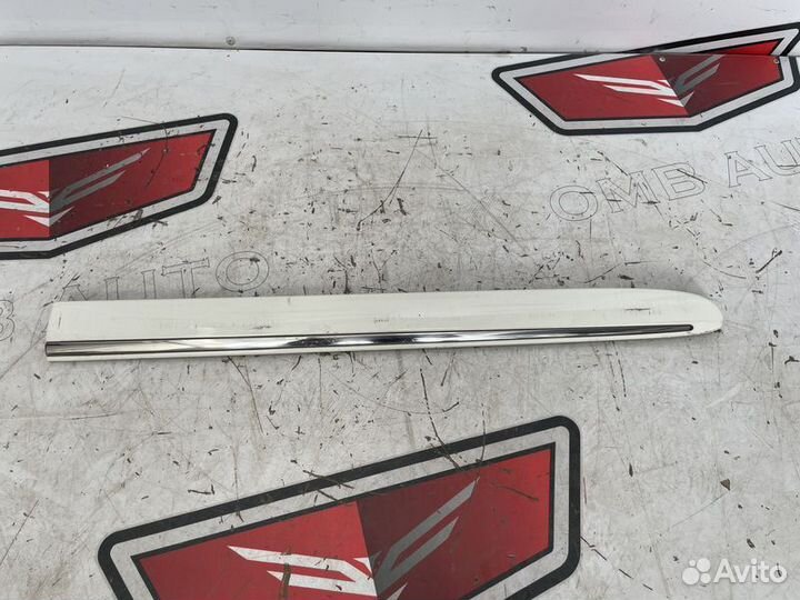 Молдинг задней правой двери Мерседес W211
