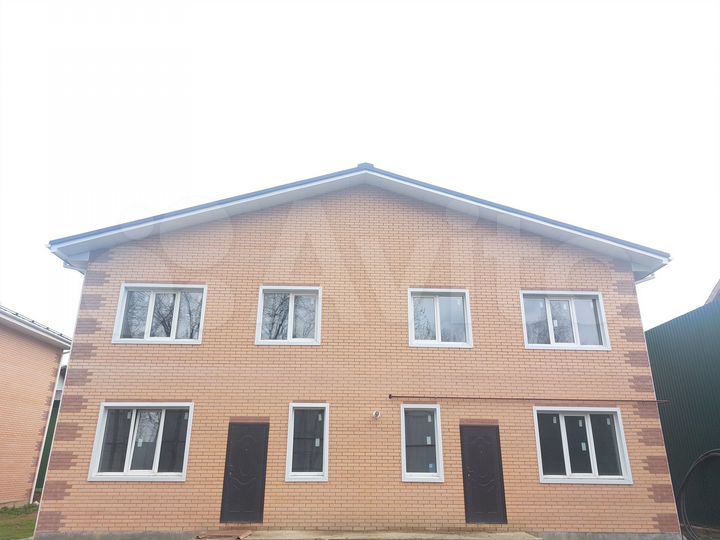 Таунхаус 126 м² на участке 3 сот.