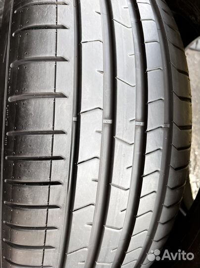 Pirelli P Zero PZ4 255/45 R20