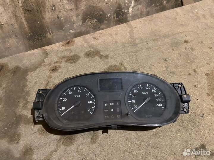 Щиток приборов Renault Logan Sandero Largus