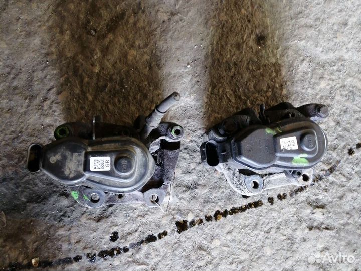 Суппорт задний правый BMW F10