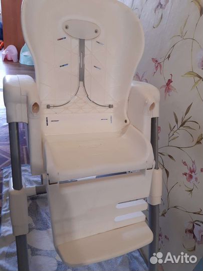 Детский стульчик для кормления