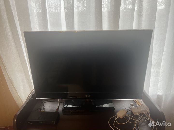 Продам телевизор бу lg32lv2500