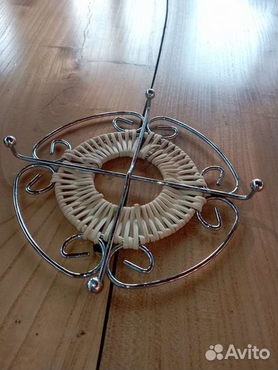 Подставка под горячее