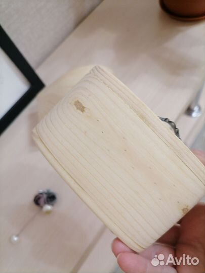 Деревянная шкатулка