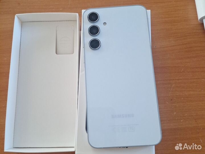 Samsung Galaxy A55, 8/256 ГБ