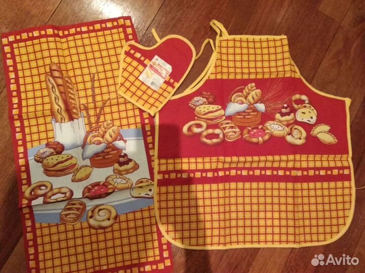 Комплект льняной /фартук, полотенце, прихватки