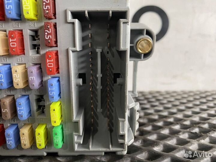 Блок предохранителей Iveco Daily 5801359660