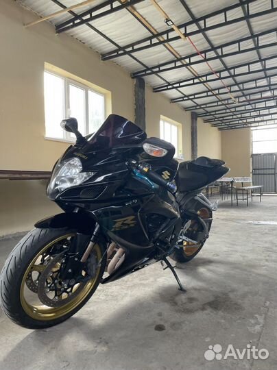 Suzuki GSX-R 750