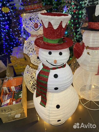 Новогодний снеговик