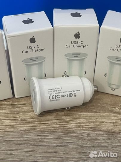 Автомобильное зарядное устройство для iPhone