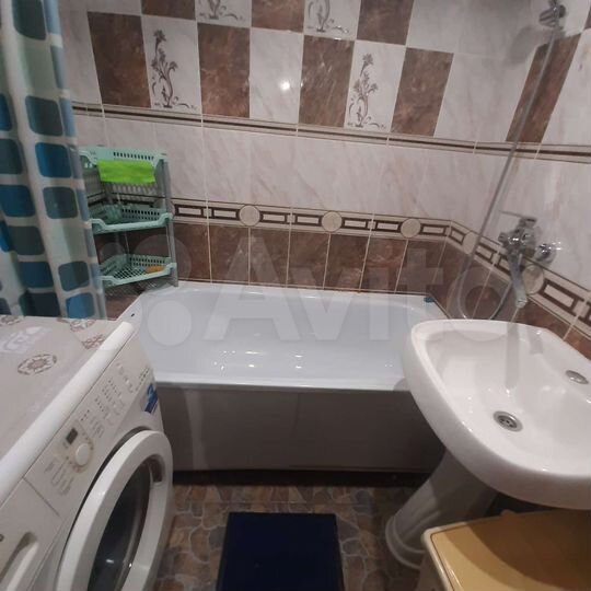 2-к. квартира, 50 м², 2/9 эт.