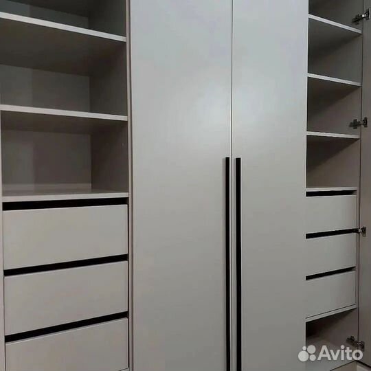 Шкаф 