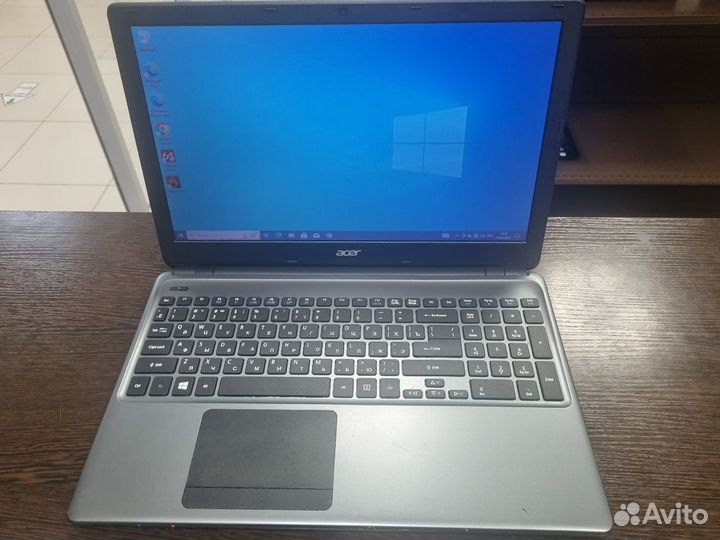 Ноутбук Acer e1-572g